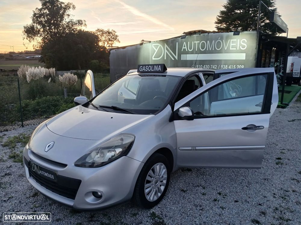 Renault Clio - 9