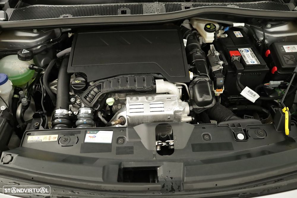 Peugeot 2008 1.2 PureTech Allure - 24