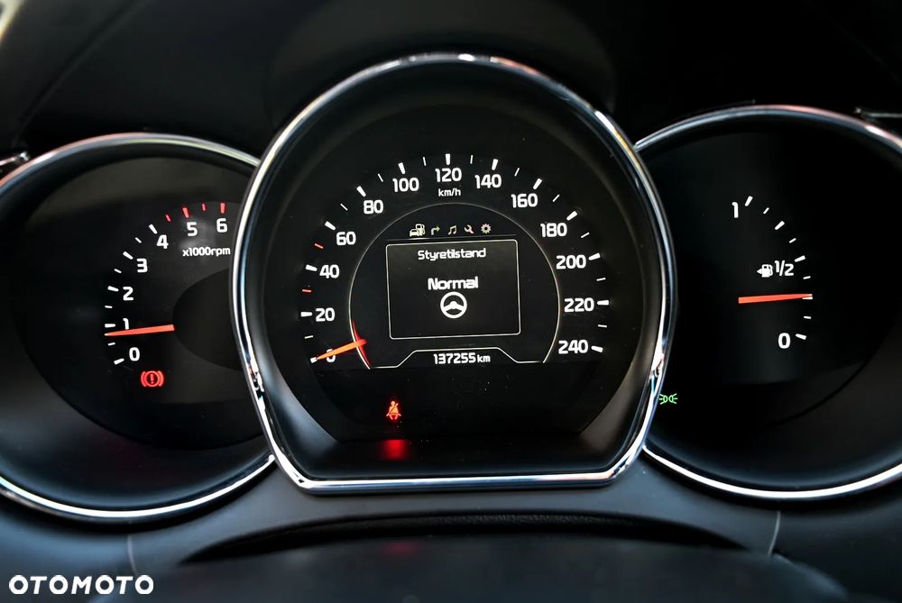 Kia Ceed 1.6 CRDi SCR GT-Line - 28