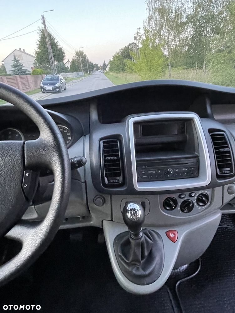 Opel Vivaro - 34