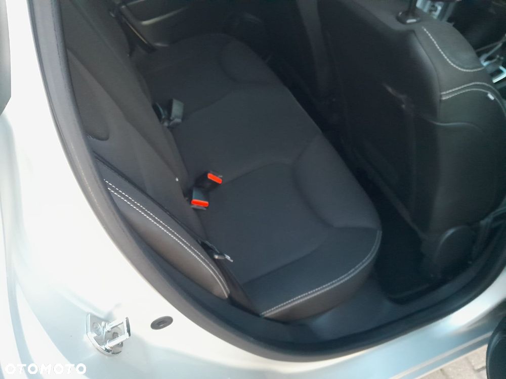 Renault Clio 1.2 TCe Alize EDC - 26