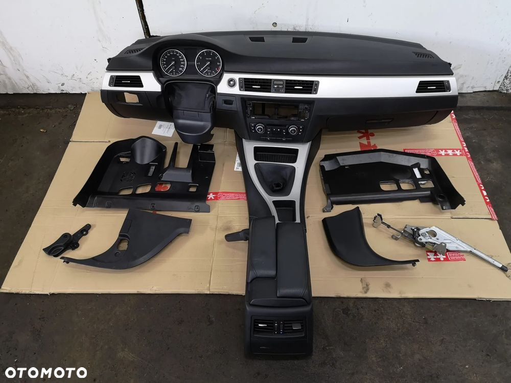 BMW E90 E91 DESKA KOKPIT KONSOLA ORYGINAŁ PULPIT - 14