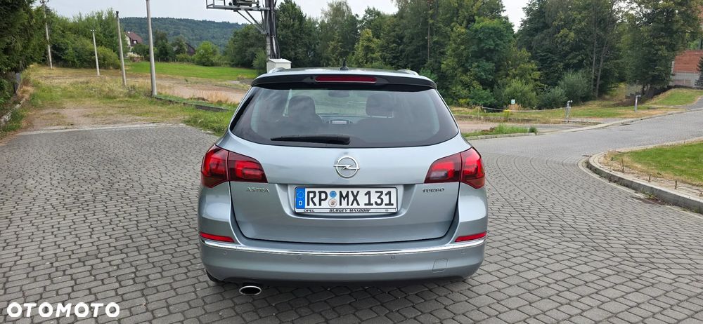 Opel Astra 1.6 Turbo Innovation - 9