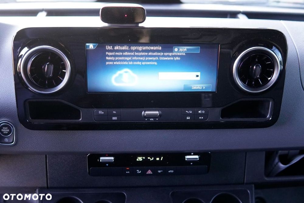 Mercedes-Benz Sprinter - 15