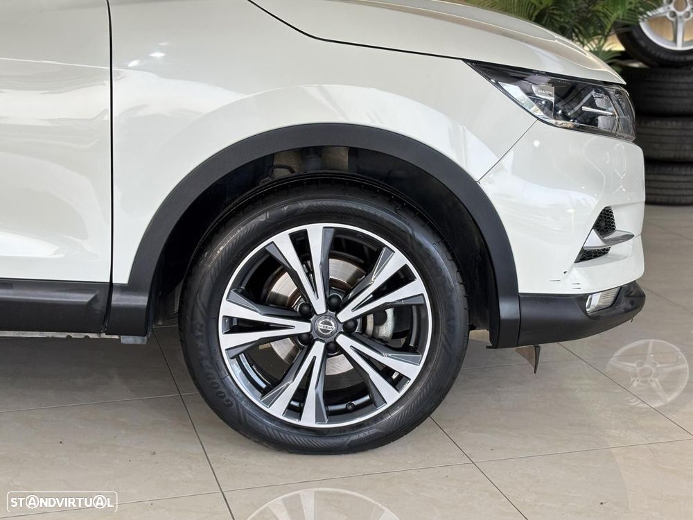 Nissan Qashqai 1.5 dCi N-Connecta 18 - 4