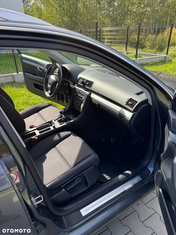 Audi A4 Avant - 14