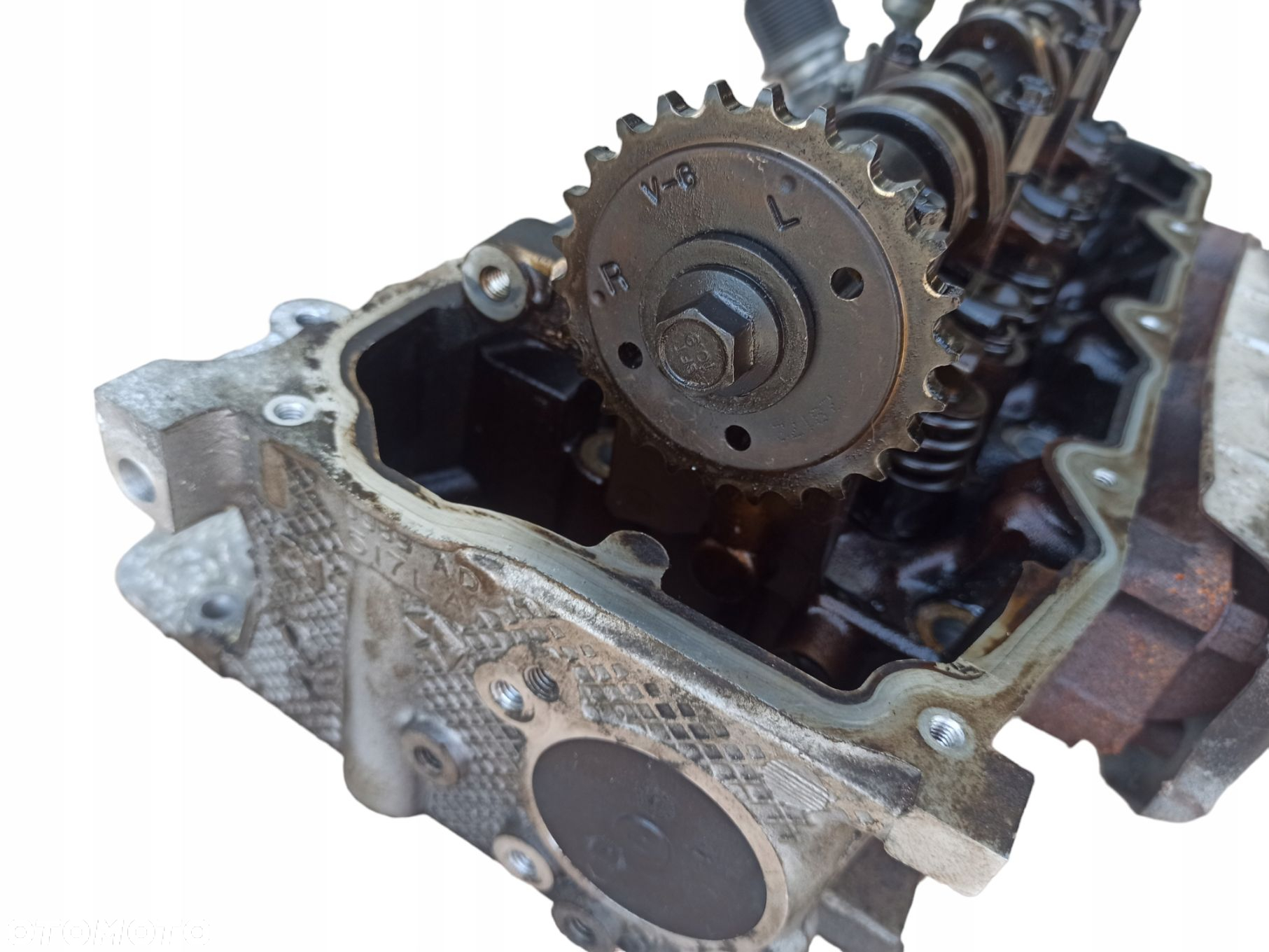 Głowica lewa kompletna JEEP CHEROKEE LIBERTY KK KJ DODGE 3.7 V6 EKG - 12