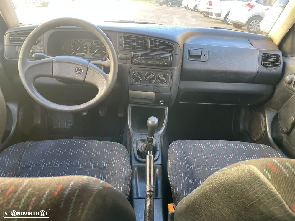 VW Golf 1.9 D CL - 7