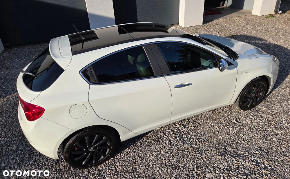Alfa Romeo Giulietta 1.6 JTDM Distinctive - 3
