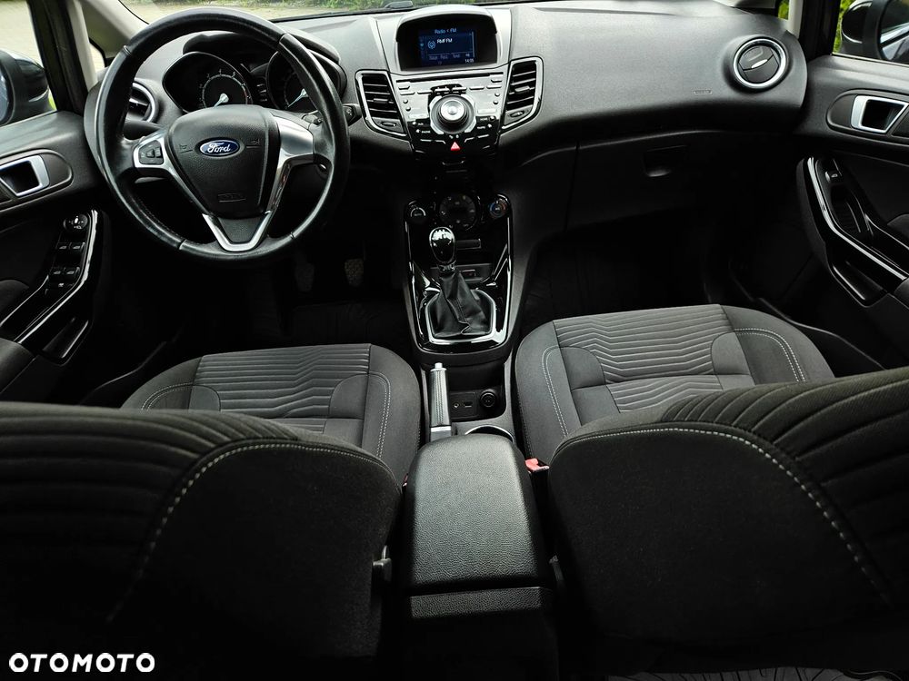 Ford Fiesta 1.0 EcoBoost Titanium - 21