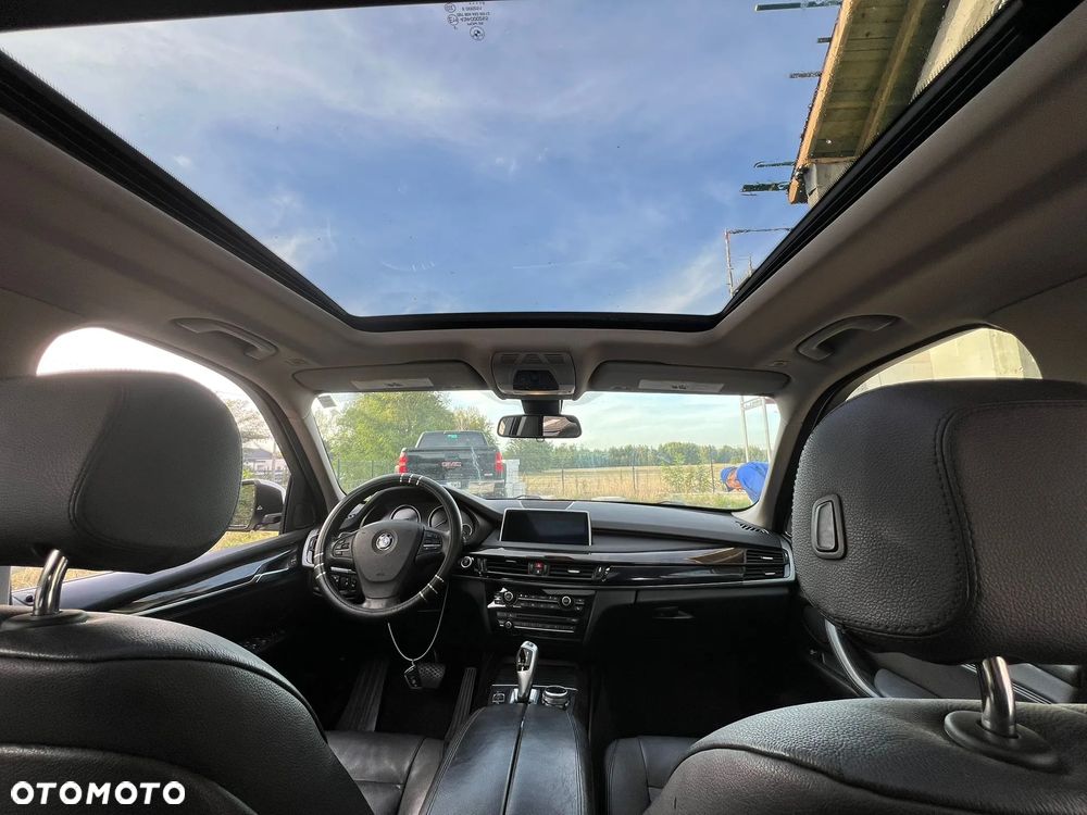 BMW X5 xDrive35i Edition Exclusive - 10