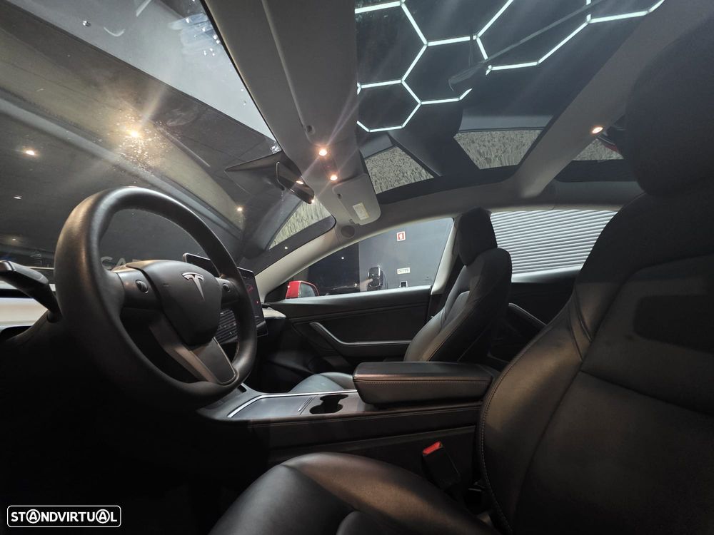 Tesla Model 3 Performance Dual Motor AWD - 25