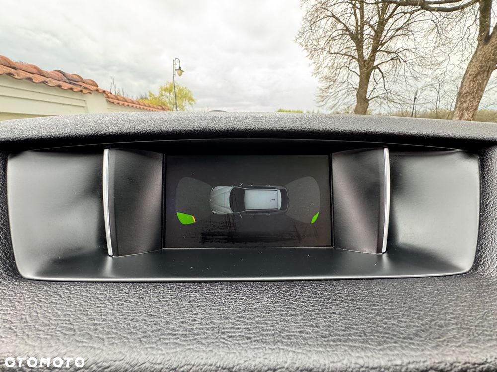 BMW X1 xDrive18d xLine - 35