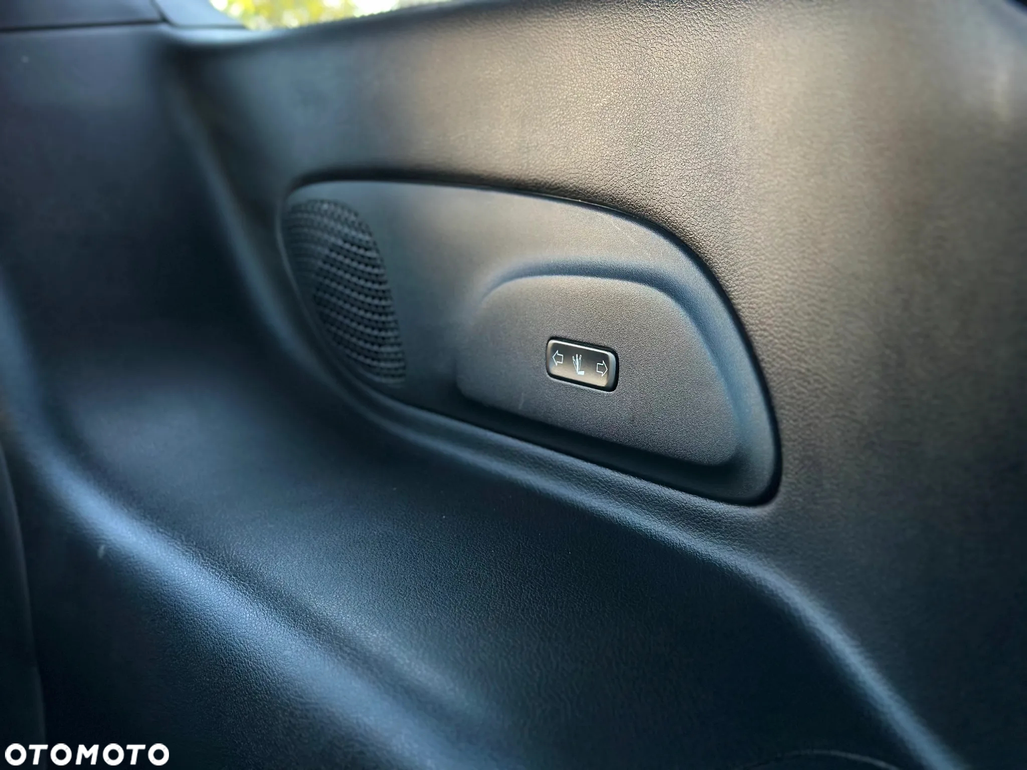 Chrysler Pacifica - 25