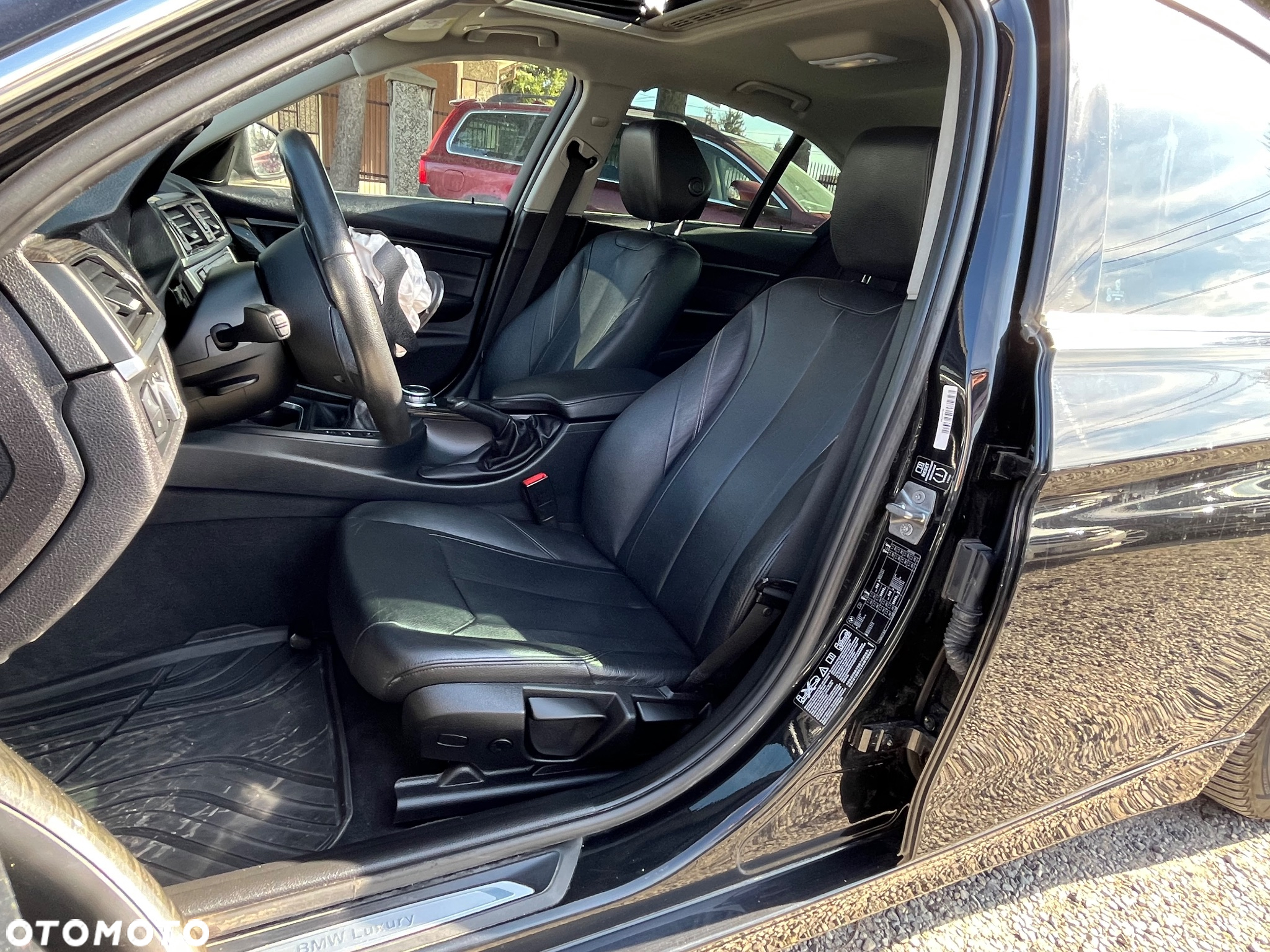 BMW Seria 3 318d xDrive Sport Line - 13