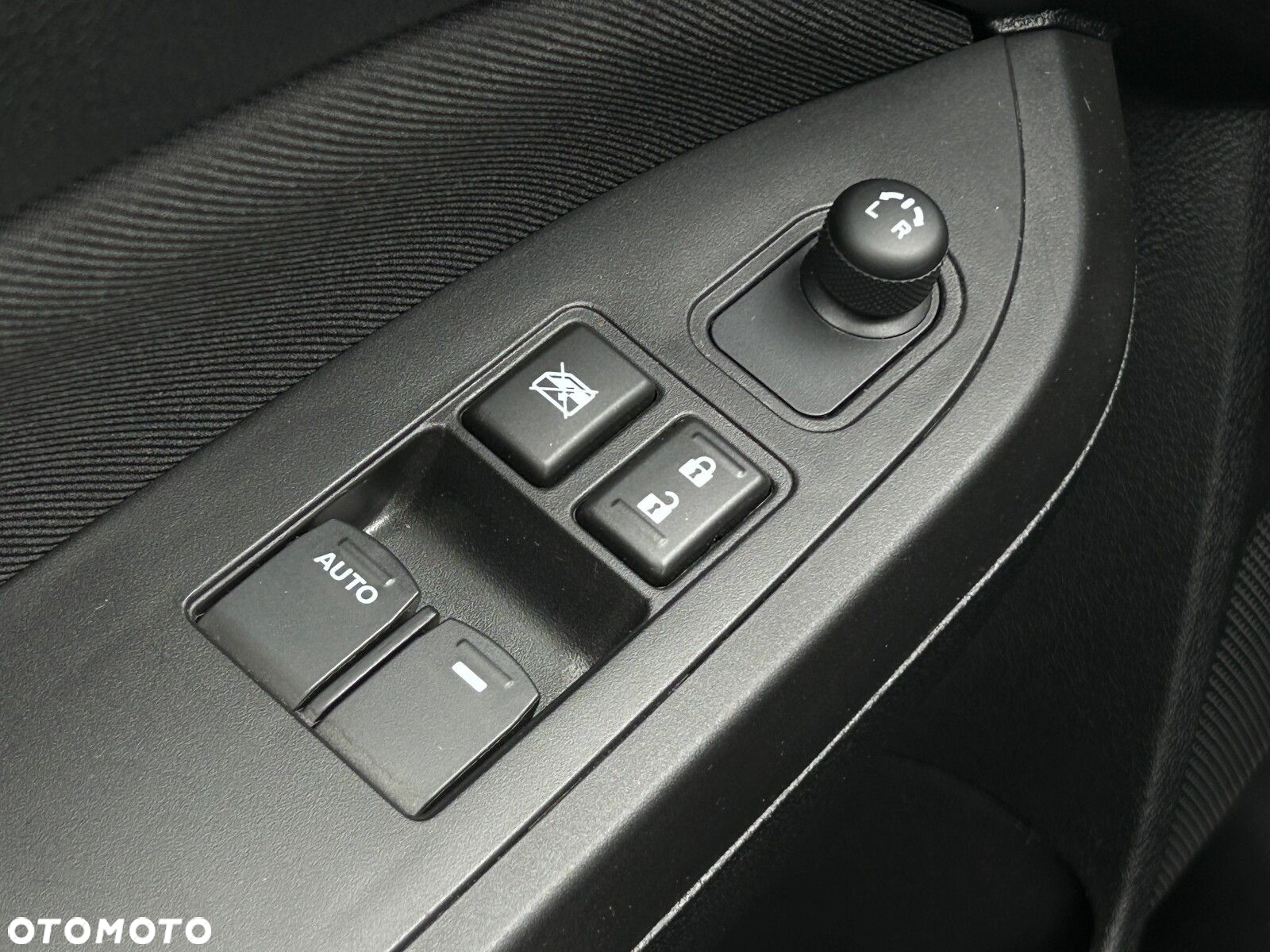 Suzuki Vitara 1.0 Boosterjet Comfort 2WD - 18
