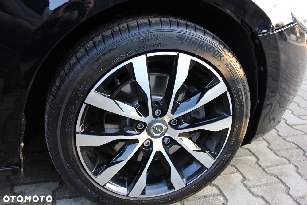 Volvo V40 T2 Momentum - 14