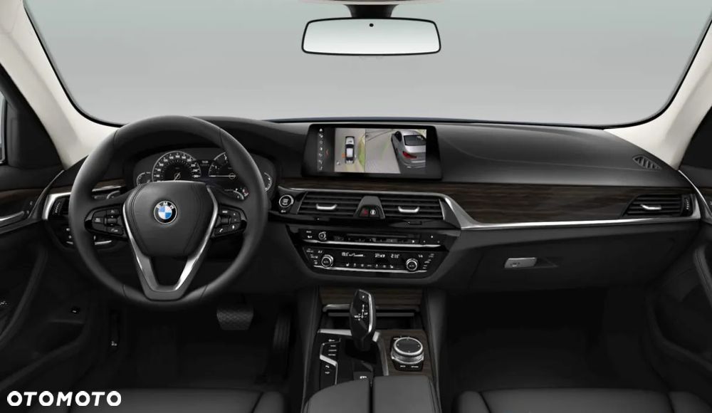 BMW Seria 5 530d xDrive Luxury Line - 2