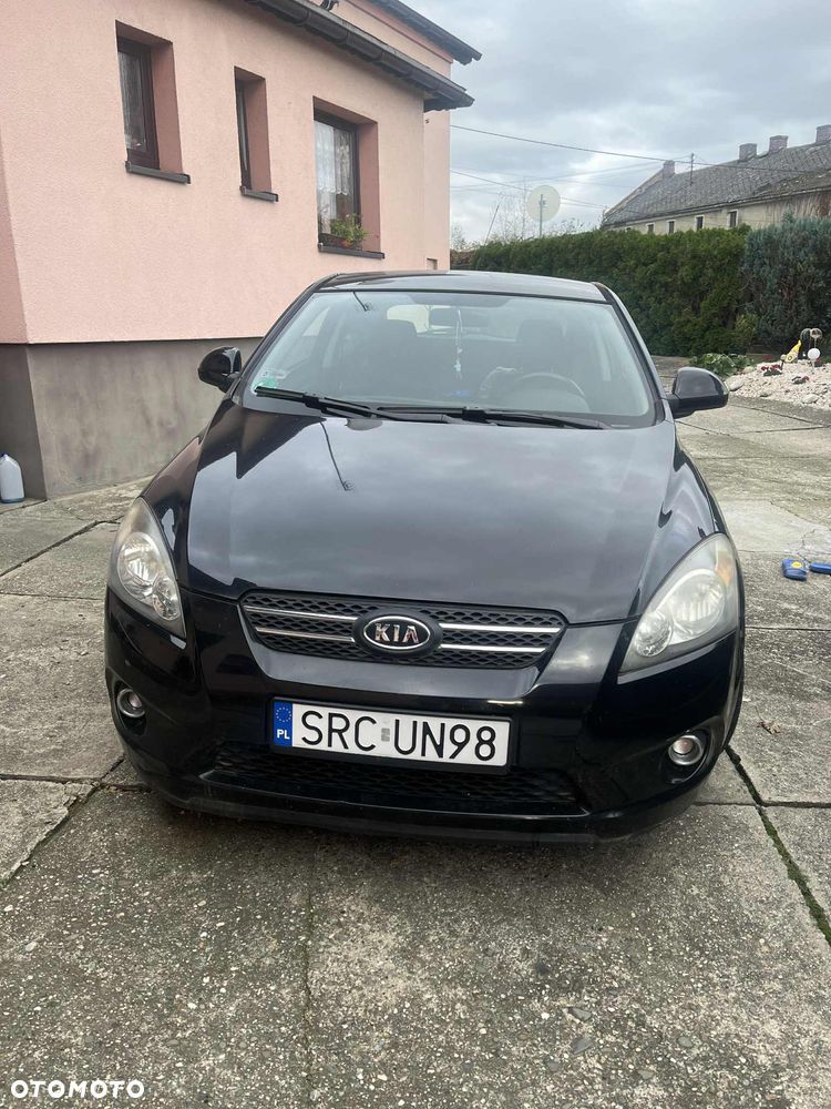 Kia Ceed 1.6 CVVT SW EX - 1