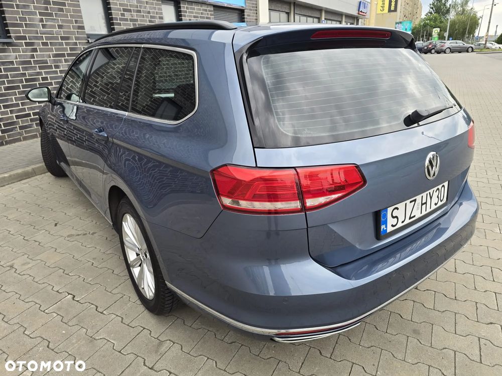 Volkswagen Passat 2.0 TDI SCR 4Motion DDG Highline - 11