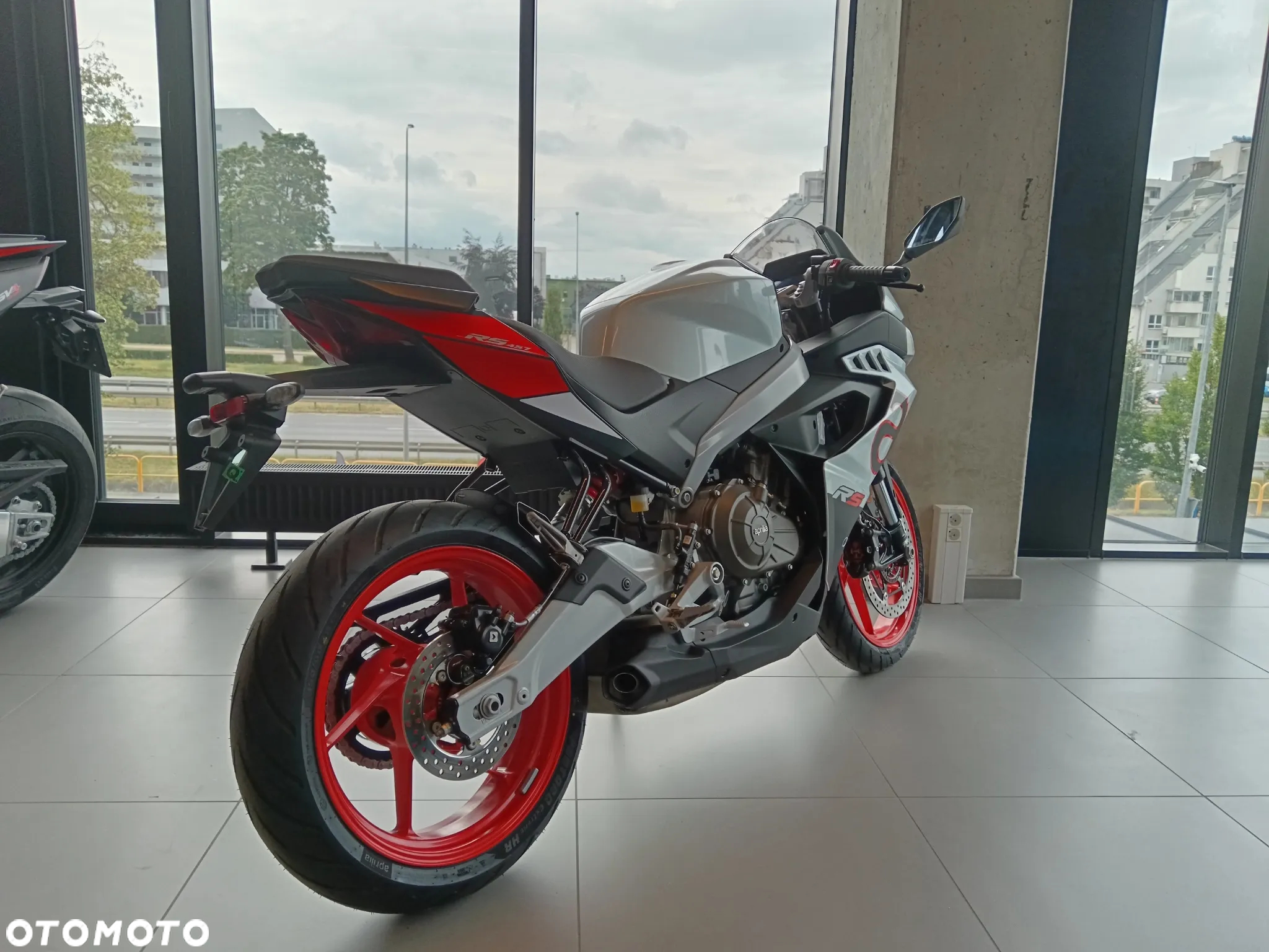 Aprilia RS - 6