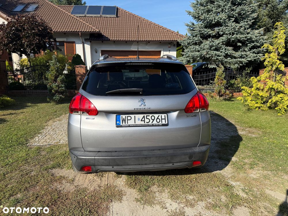 Peugeot 2008 1.2 Pure Tech Active S&S EAT6 - 7