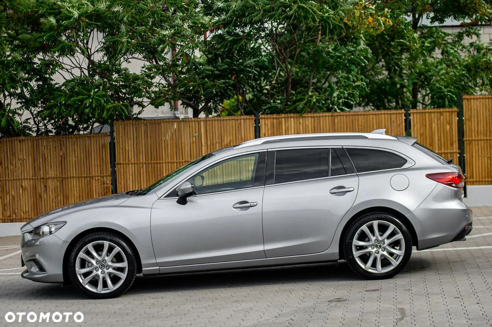 Mazda 6 - 12
