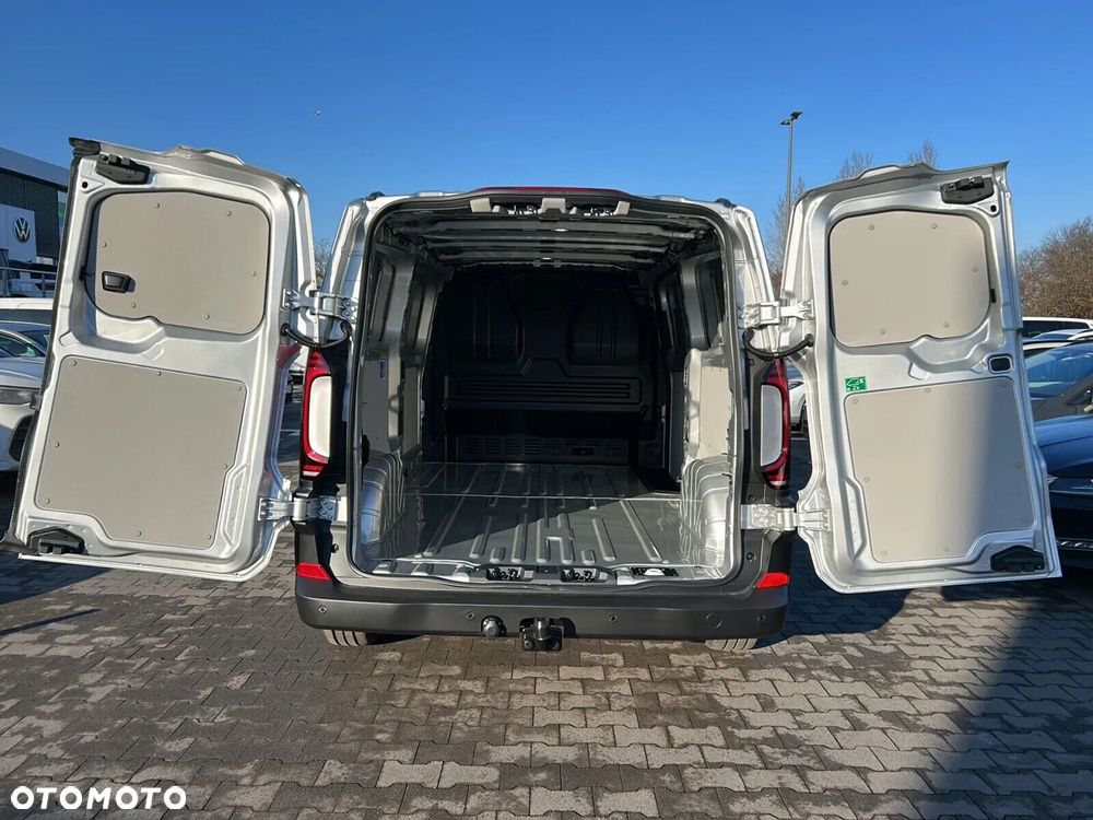Volkswagen Transporter T7 Furgon PanAmericana/AUTOMAT 2,0 l TDI 170 KM r. o. 3500 mm - 10