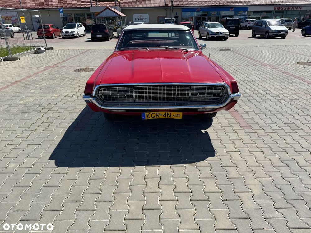 Ford Thunderbird - 8