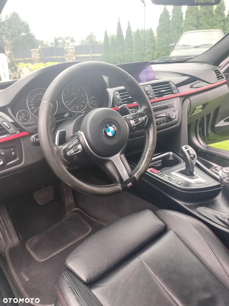 BMW Seria 3 320d Efficient Dynamics Sport Line sport - 12