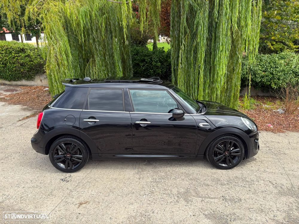 MINI 5 Portas Cooper D Aut. - 15