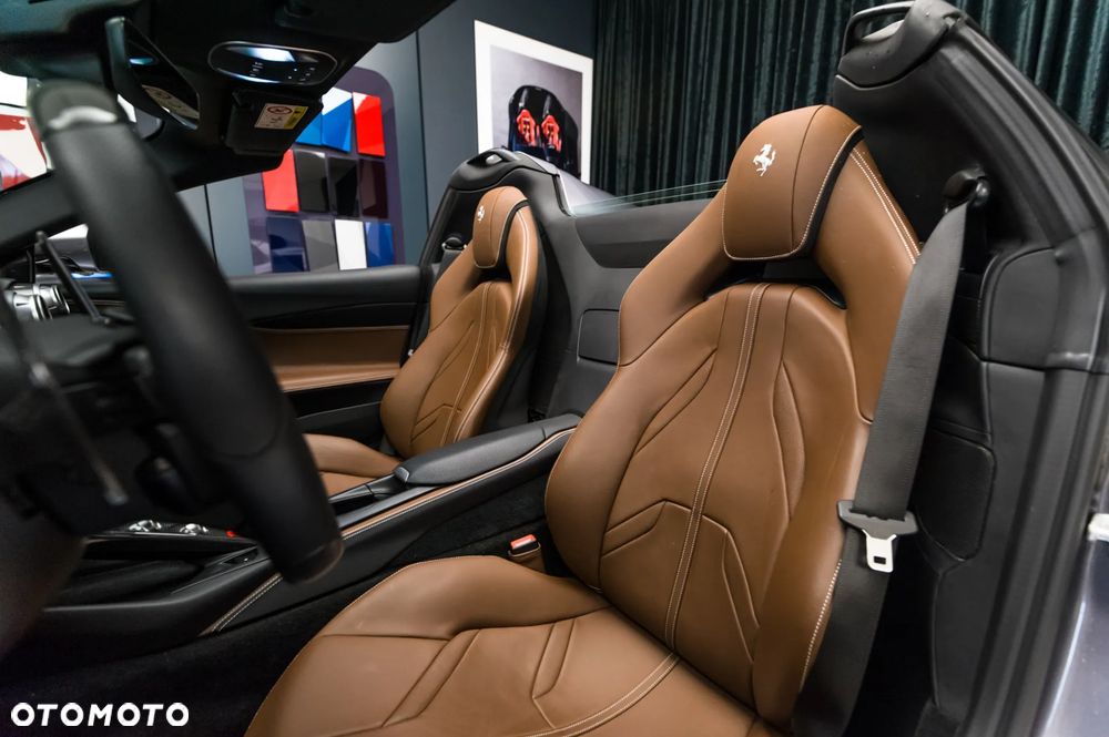 Ferrari 812 GTS - 25