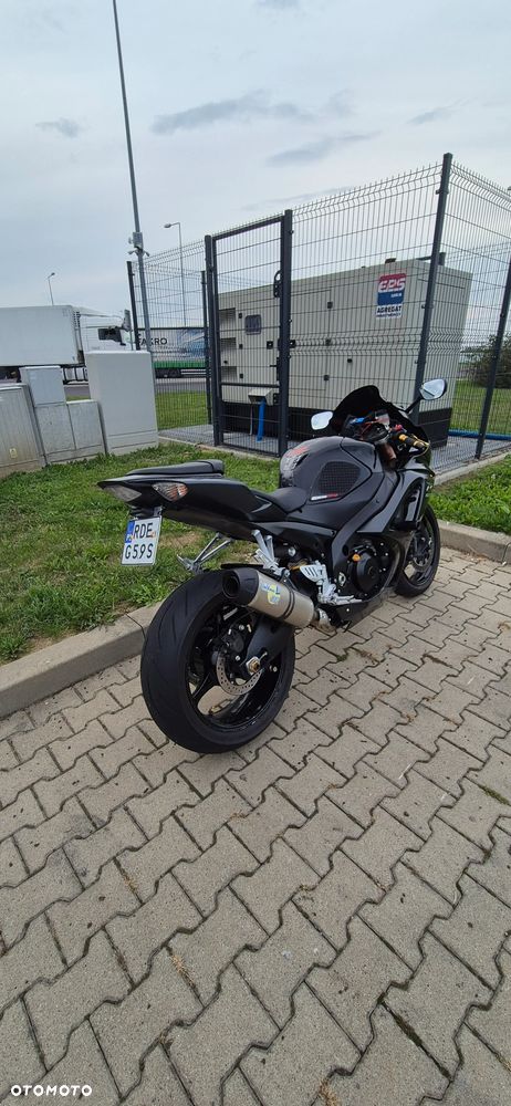 Suzuki GSX-R - 20