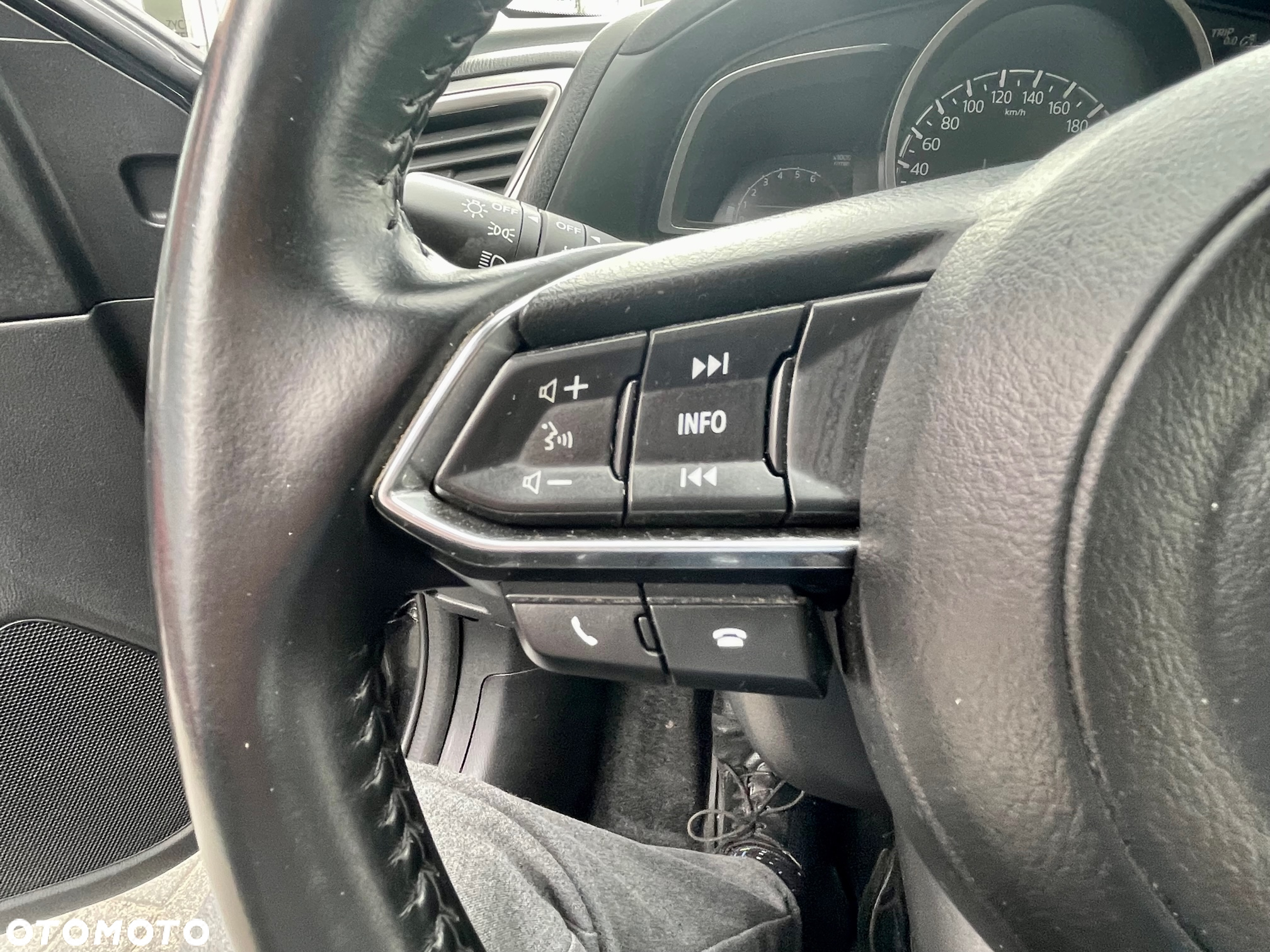 Mazda 3 - 13