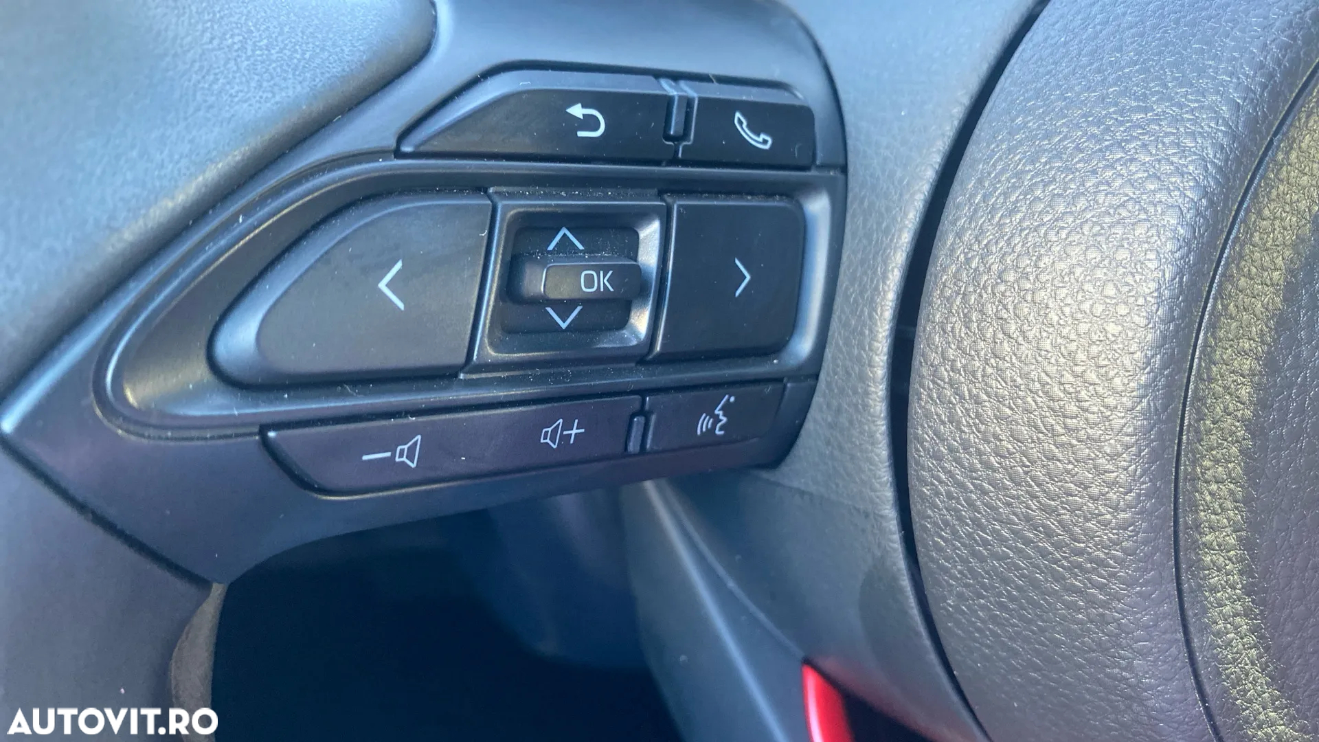 Toyota Aygo X 1.0l CVT UNDERCOVER JBL - 15