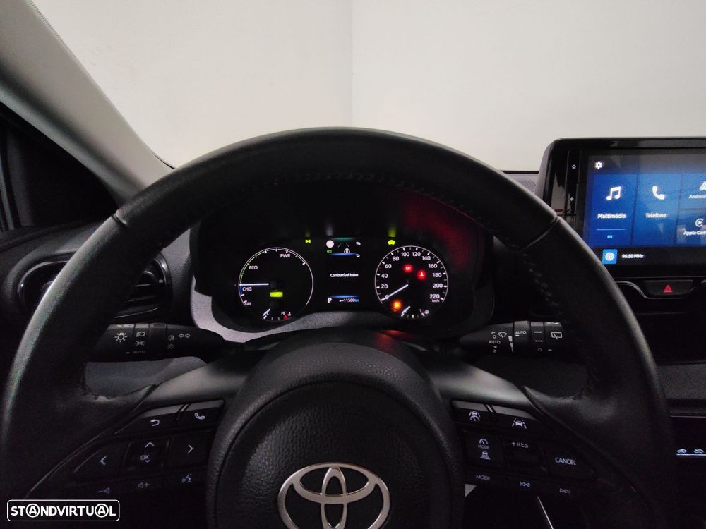 Toyota Yaris 1.5 HDF Comfort Plus - 14