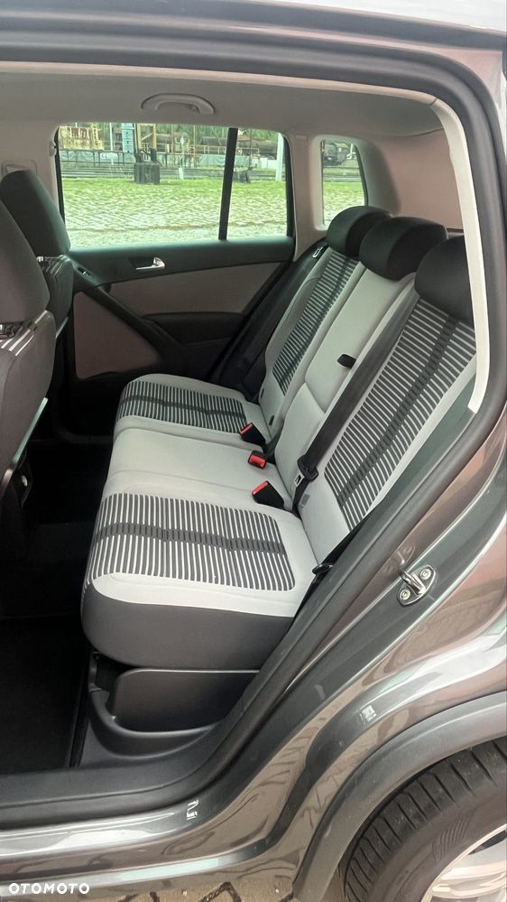Volkswagen Tiguan - 6