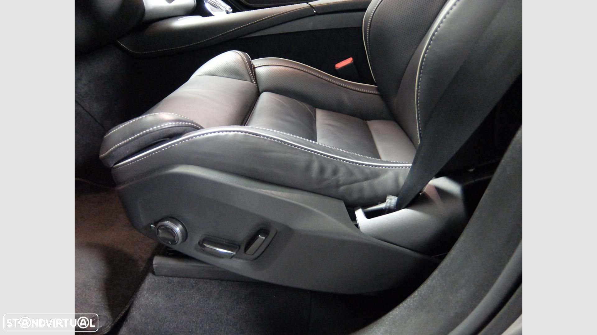 Volvo XC 90 2.0 T8 PHEV Ultimate Dark AWD - 19