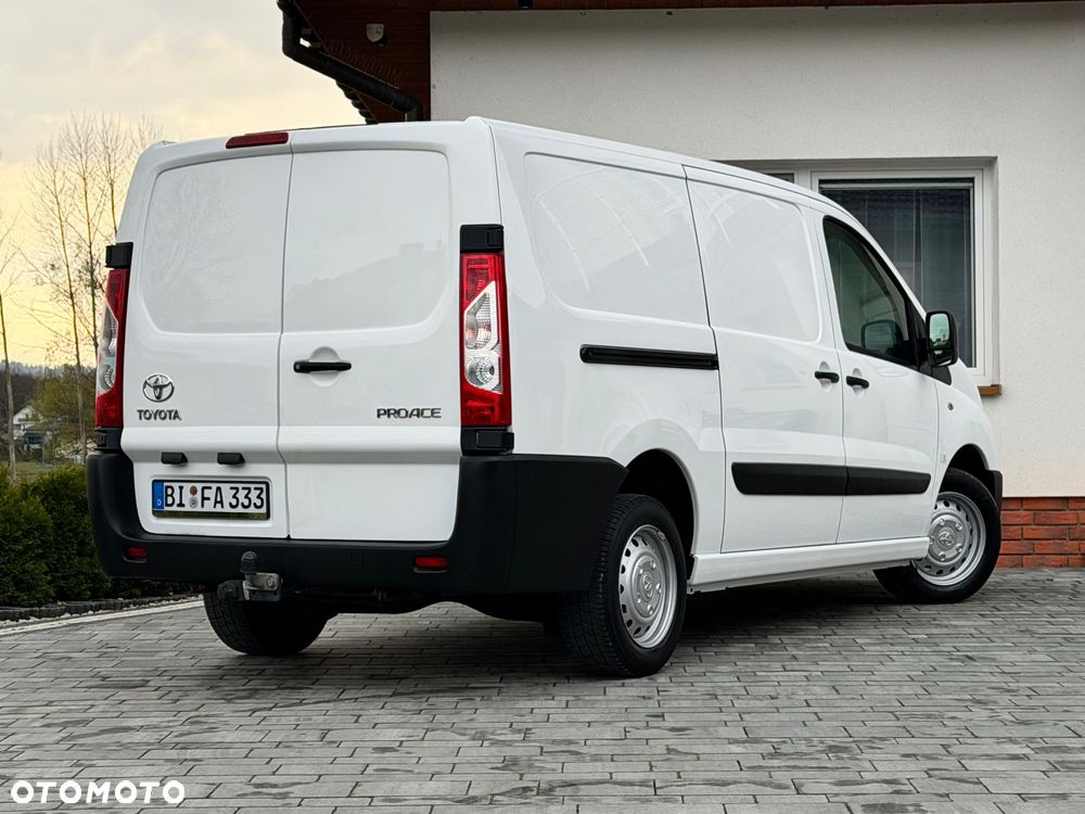 Toyota Proace - 10
