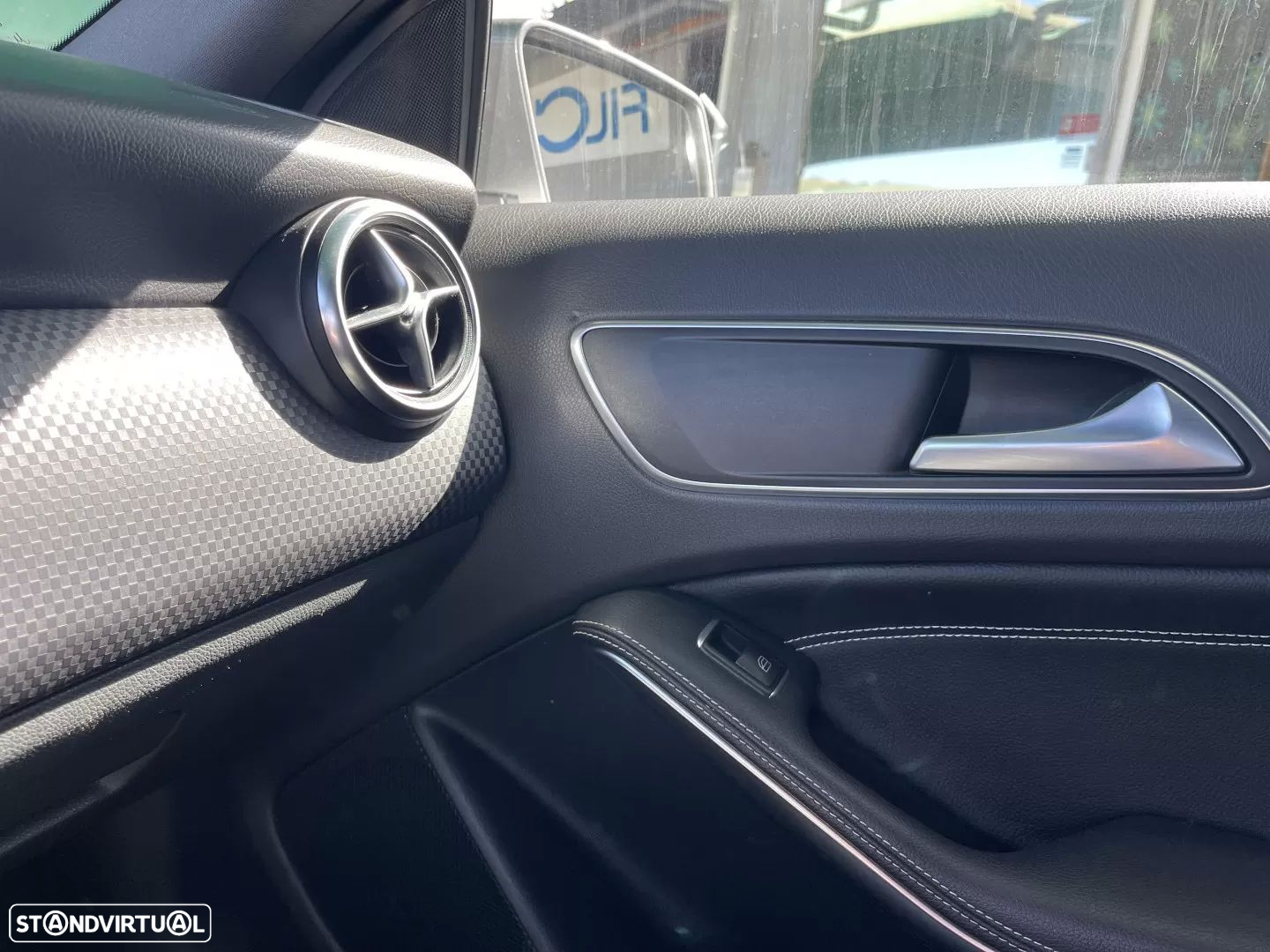 Mercedes-Benz A 180 - 21