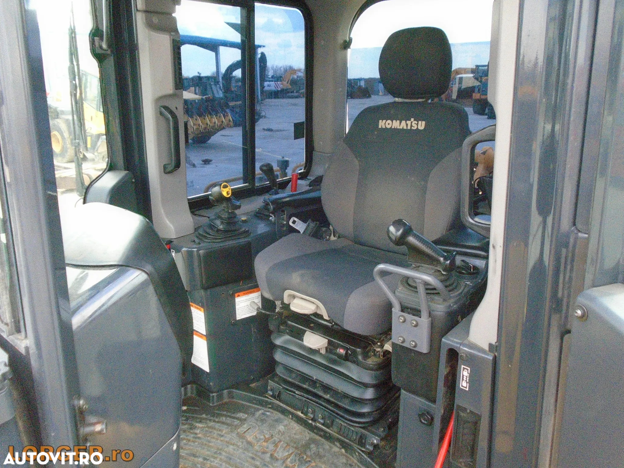 Komatsu D65PX-18 - 10