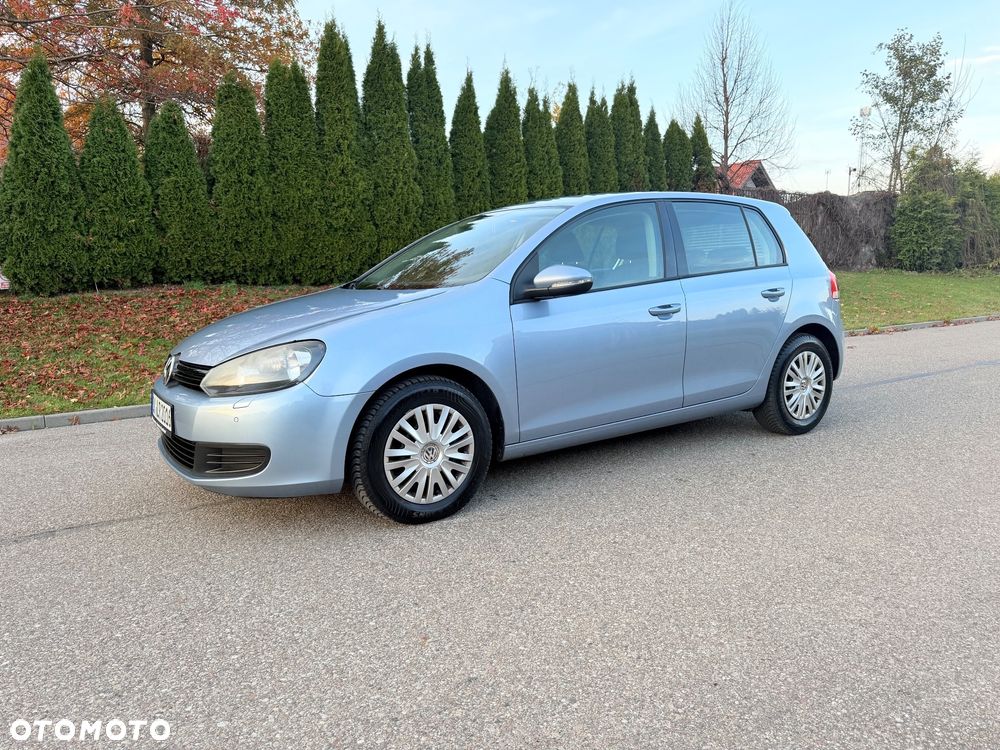 Volkswagen Golf - 25