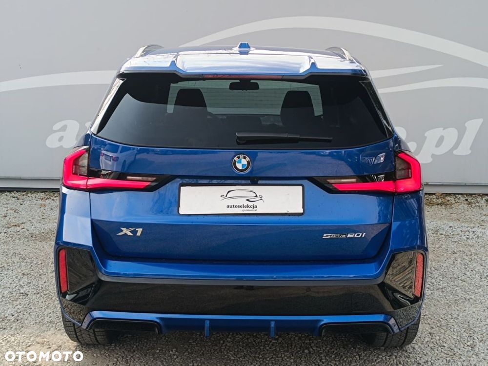 BMW X1 - 15