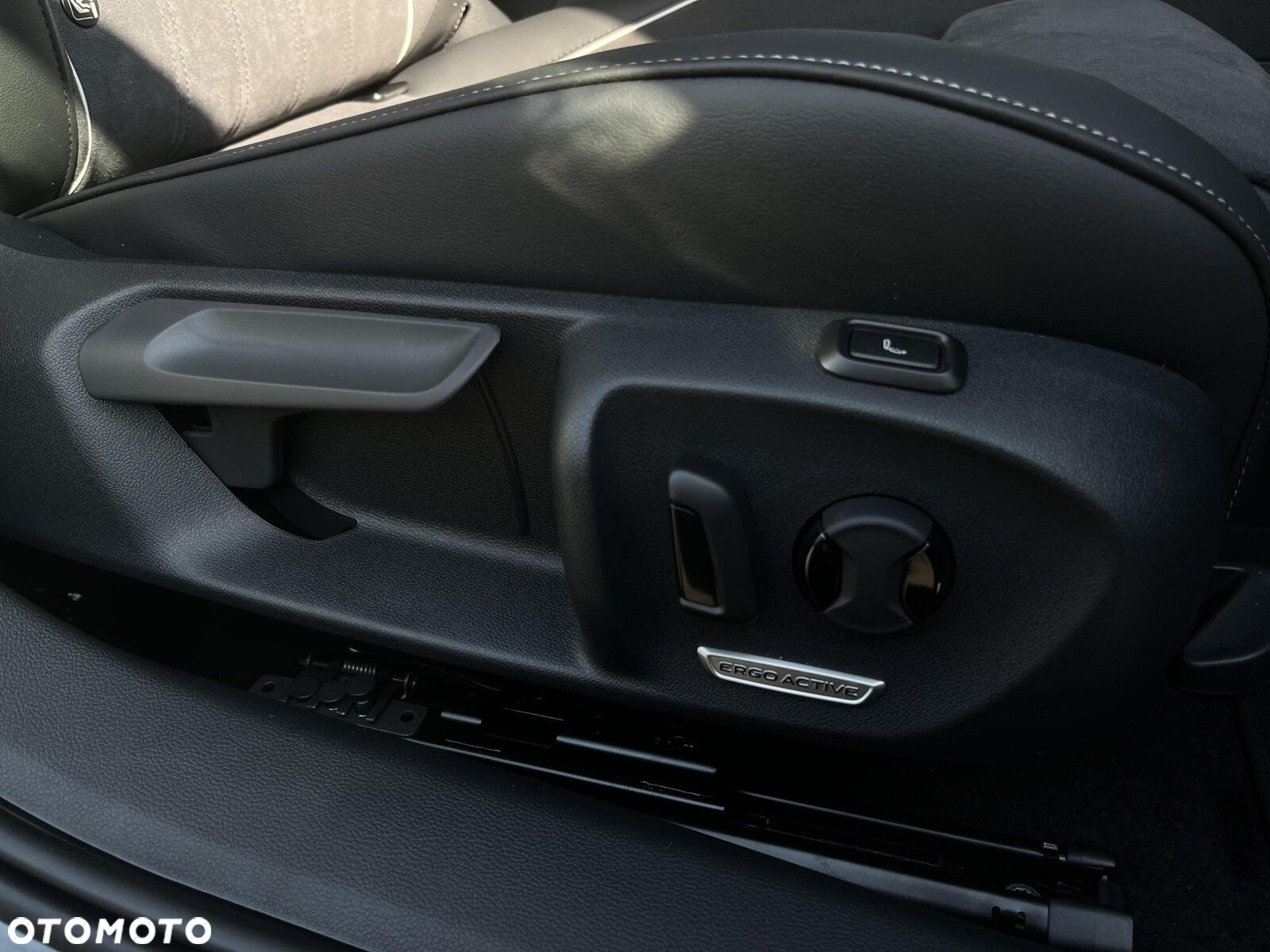 Volkswagen Passat - 22