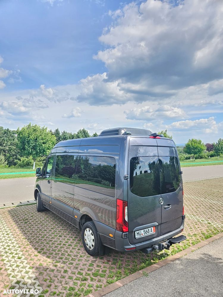 Mercedes-Benz Sprinter - 14