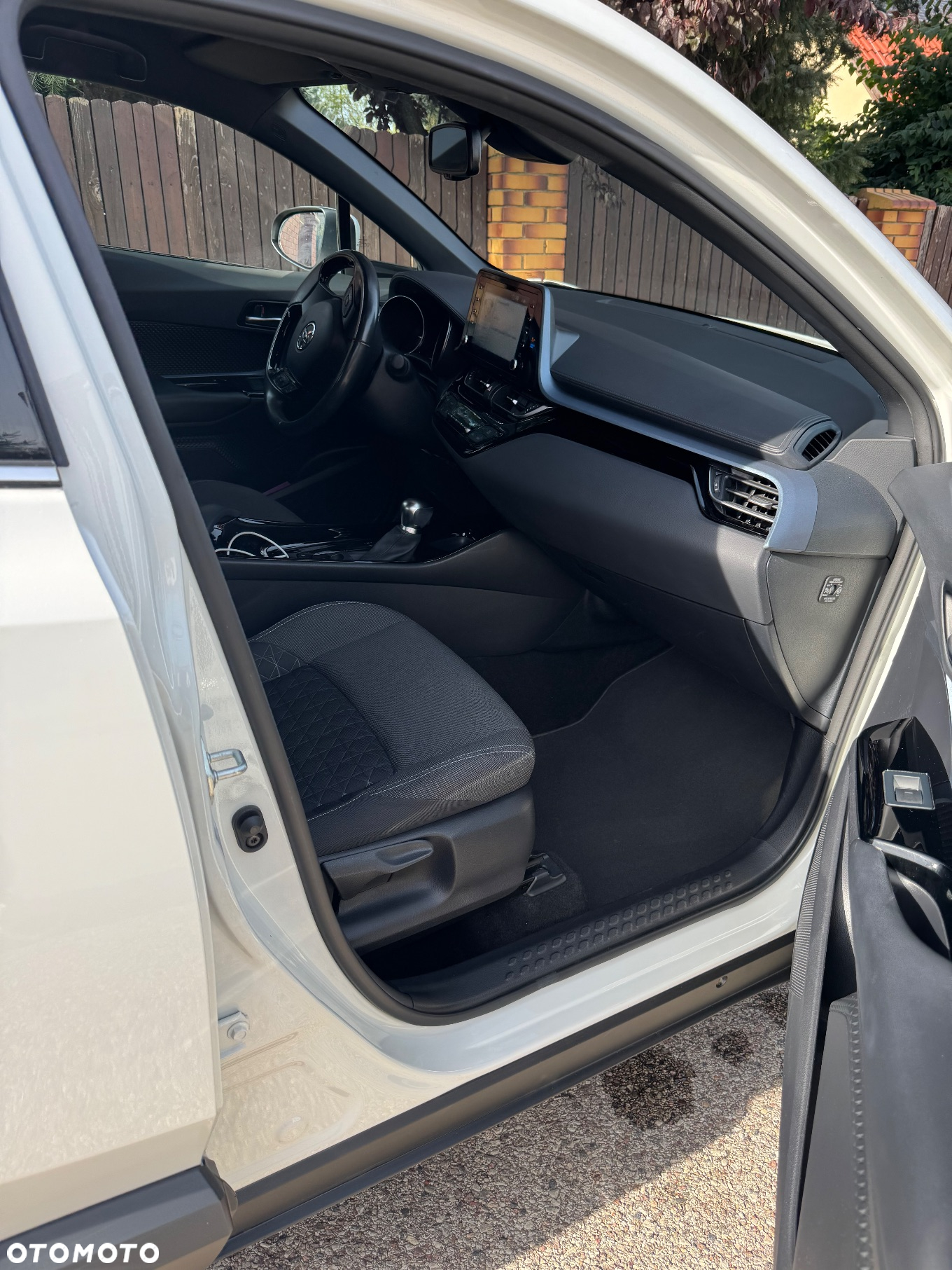 Toyota C-HR 2.0 Hybrid Style - 11