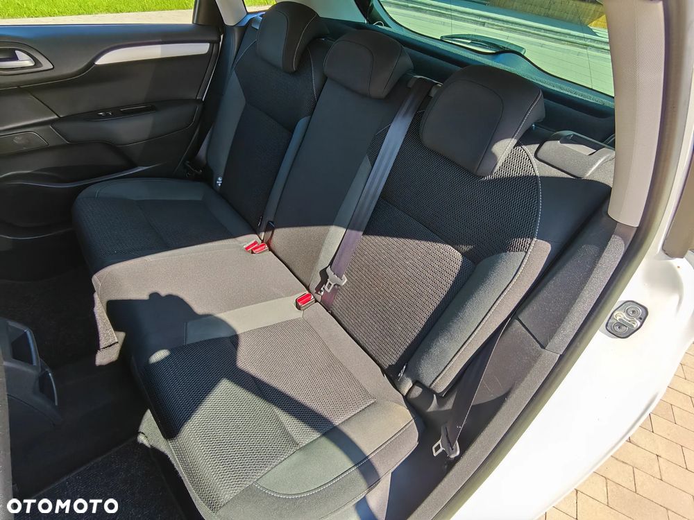 Citroën C4 HDi 90 Business Class - 26