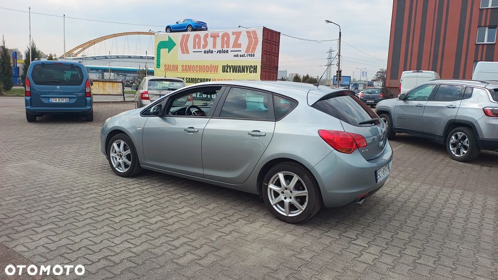 Opel Astra 1.4 T Enjoy - 5