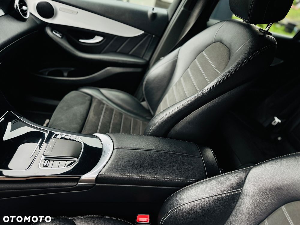 Mercedes-Benz GLC 300 d 4Matic 9G-TRONIC AMG Line Plus - 7