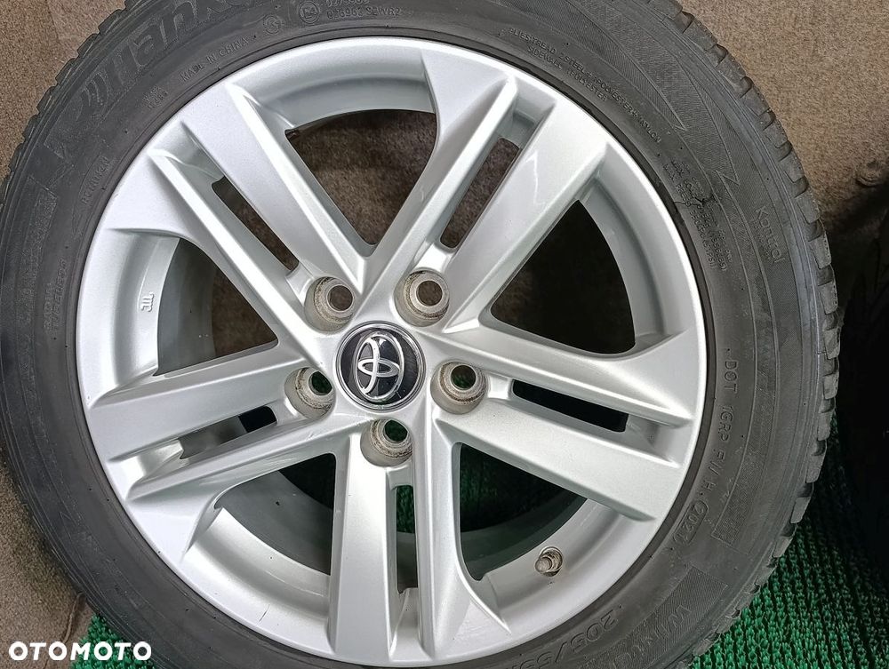 TOYOTA COROLLA E21 od 2019r Koła z Oponami Zimowymi 205/55R16 HANKOOK 21r - 2
